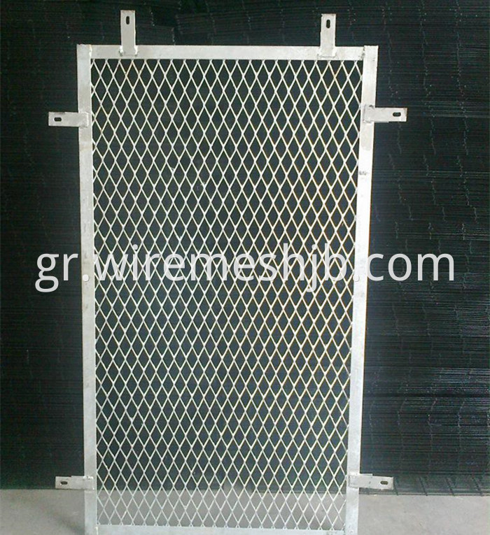 Expanded Metal Mesh Fence